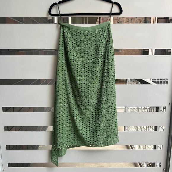 Tibi Green Floral Eyelet Asymmetrical Skirt Size 00 - Picture 2 of 4